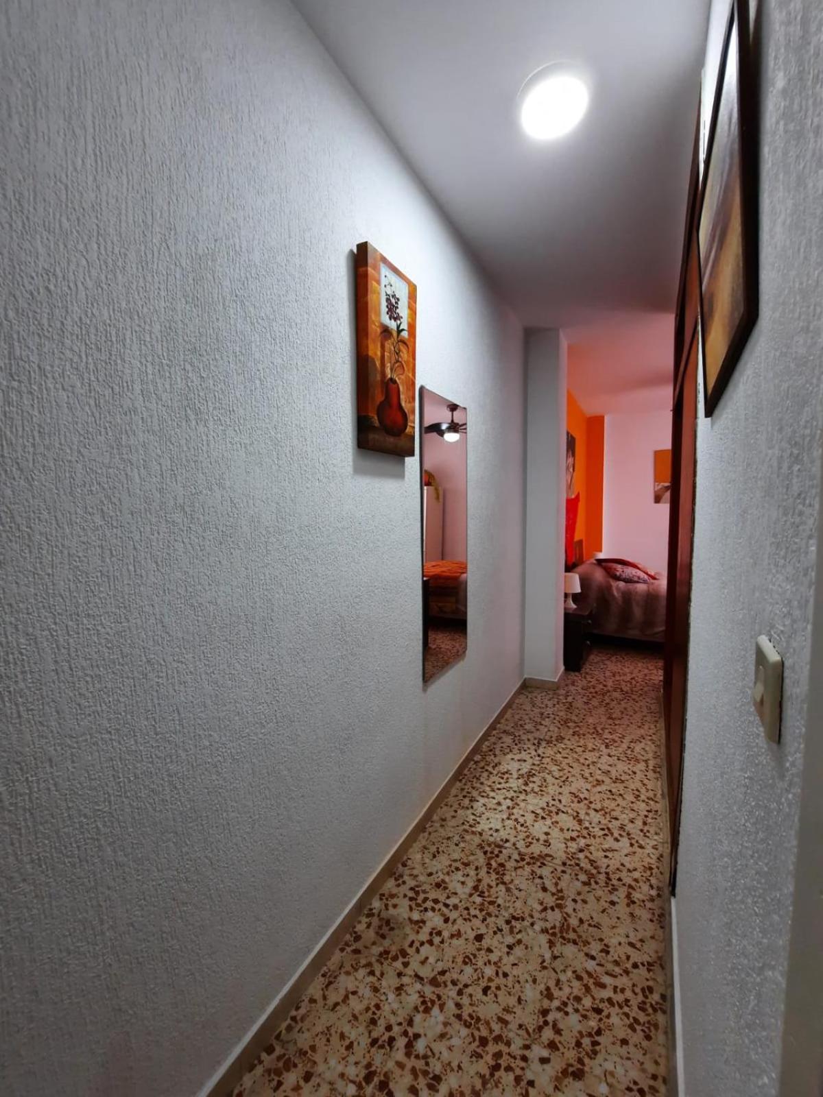 Habitaciones En Mi Piso Del Centro De Уелва Екстериор снимка