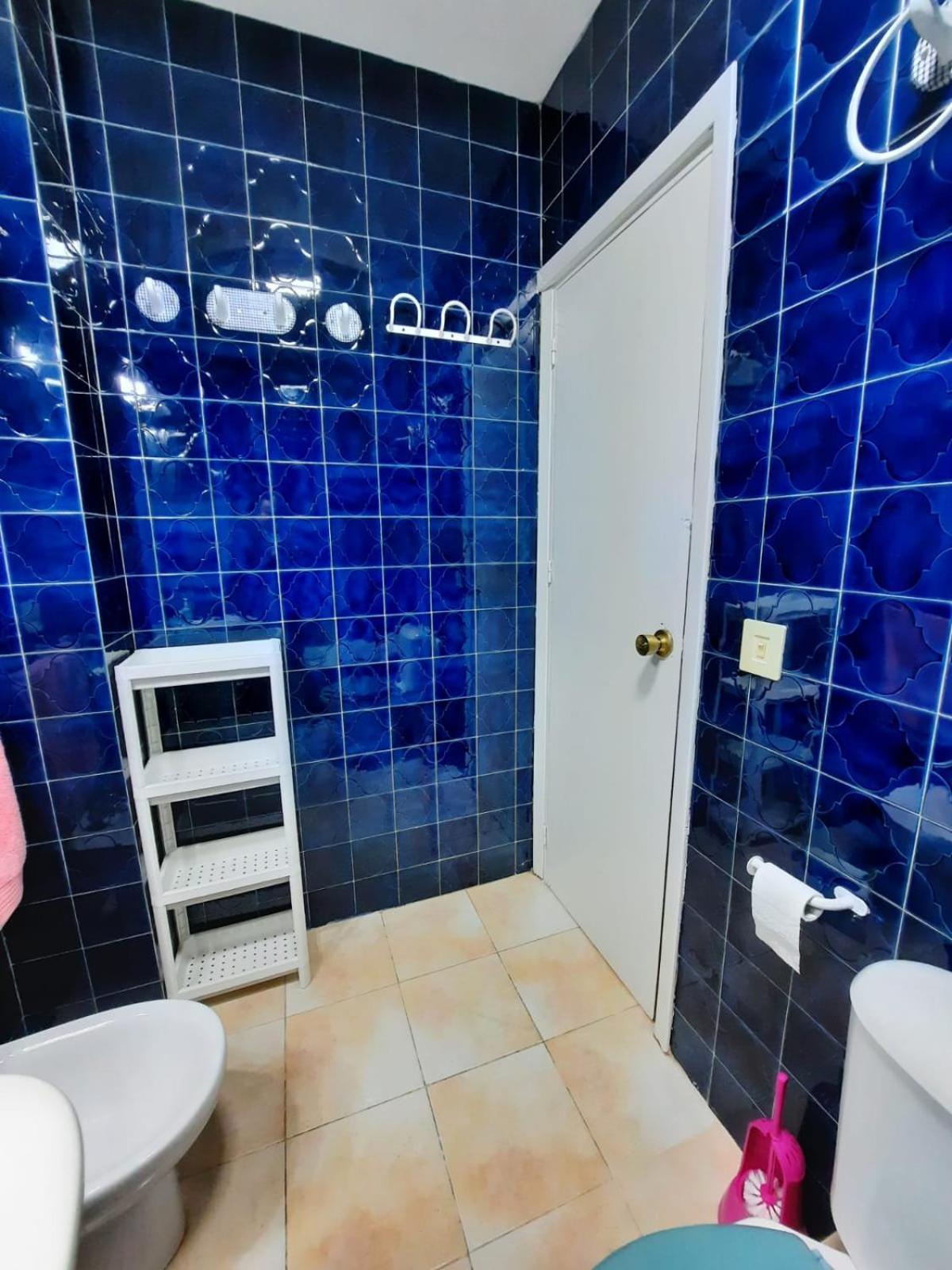Habitaciones En Mi Piso Del Centro De Уелва Екстериор снимка